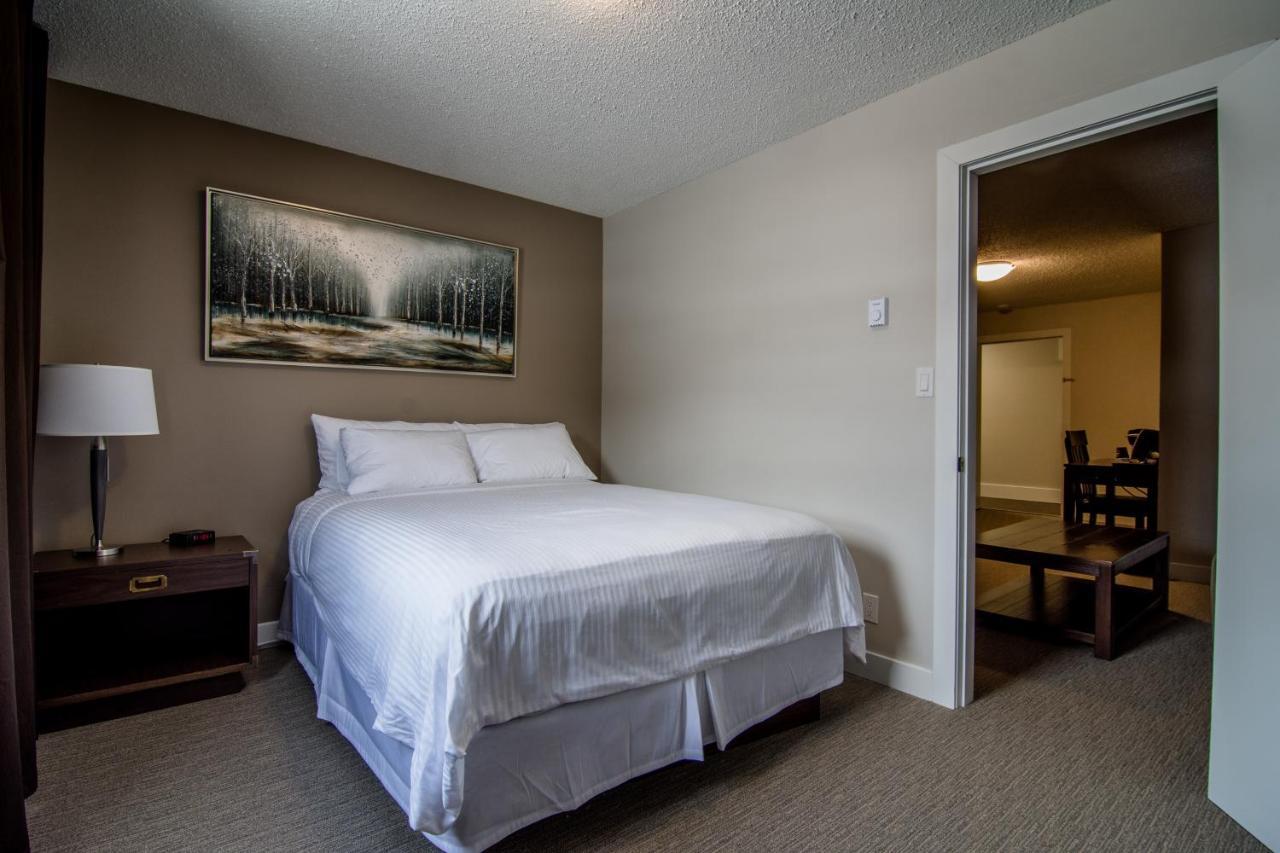 Northwood Plaza Hotel Prince George Bagian luar foto